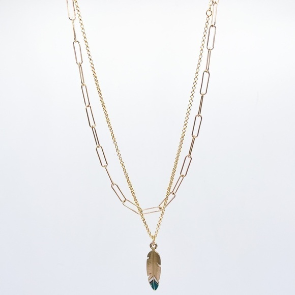 16 Gold Filled Paperclip Necklace and Loop Necklace with Gold and Green Feather. - Picture 2 of 3